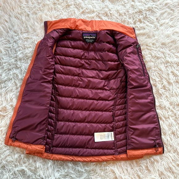 Patagonia orange lightweight down sweater vest womens XS - Picture 7 of 10